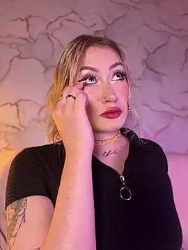 Lally Valencia   online show from 02.18.26