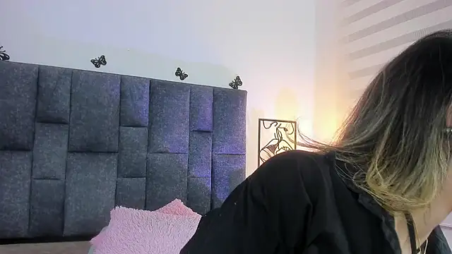 Violetta Ficher online show from 11.12.25