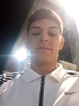 Snapshot of duquehotvoy chatting on 02.08.25 duquehotvoy online show from 02.08.25