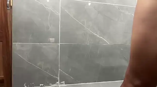 Snapshot of dontfaceman chatting on 01.31.25 dontfaceman online show from 01.31.25