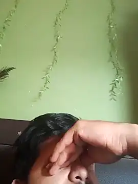 Snapshot of sethgamble000777 chatting on 02.05.25 sethgamble000777 online show from 02.05.25