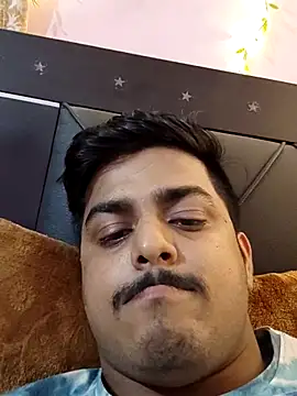 Snapshot of sethgamble000777 chatting on 02.23.25 sethgamble000777 online show from 02.23.25