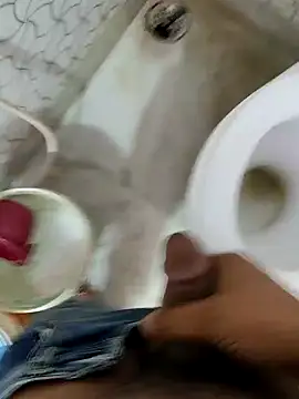 Snapshot of sethgamble000777 chatting on 03.08.25 sethgamble000777 online show from 03.08.25