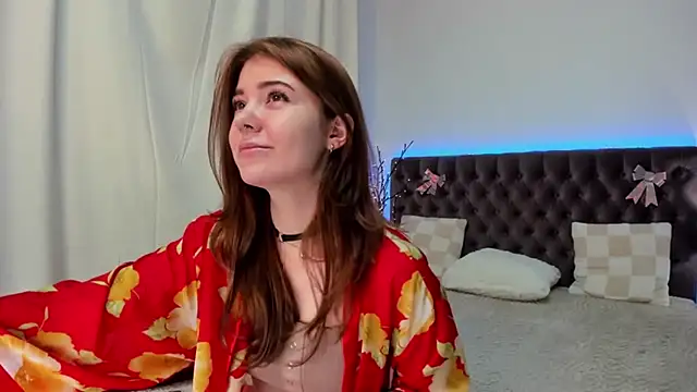 Ella Mayers online show from 02.03.25