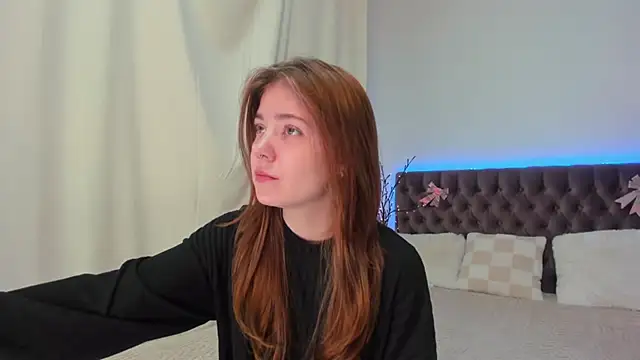 Ella Mayers online show from 02.28.25
