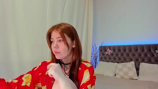 Ella Mayers online show from 03.15.25
