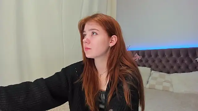 Ella Mayers online show from 03.20.25