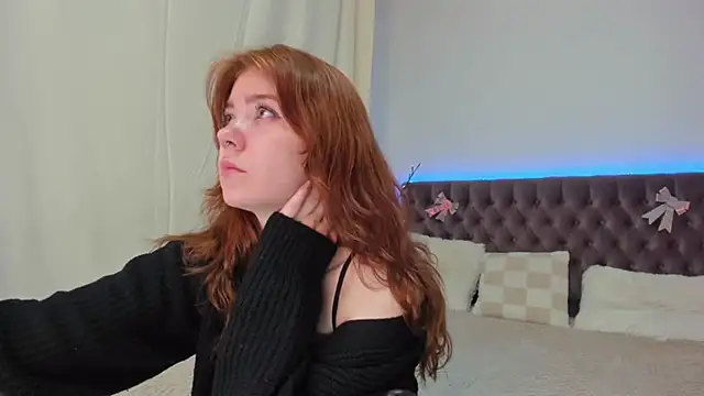 Ella Mayers online show from 03.21.25