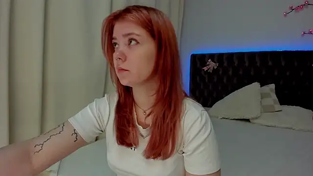 Ella Mayers online show from 09.20.25