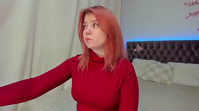 Snapshot of Ella_Mayers chatting on 11.02.25 Ella Mayers online show from 11.02.25