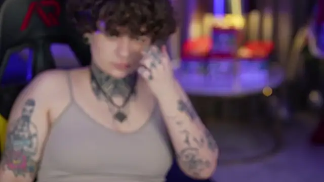 Snapshot of Adell_054 chatting on 02.02.25 Adell 054 online show from 02.02.25