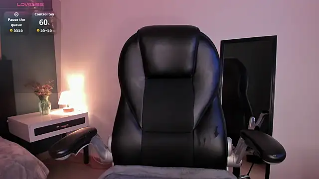 Lilith Ember1 online show from 01.08.26