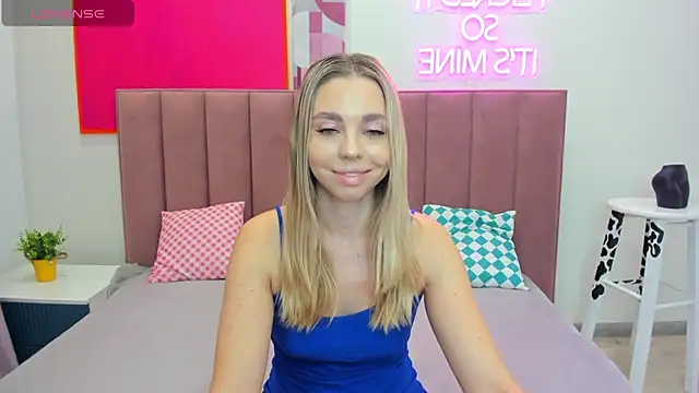 TessaAdorable online show from 11.09.25