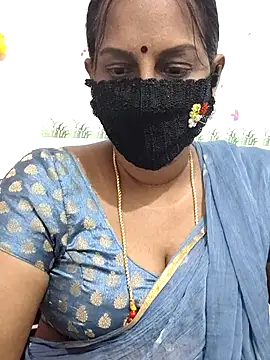 Snapshot of Tamil_Meera12 chatting on 05.06.26 Tamil Meera12 online show from 05.06.26