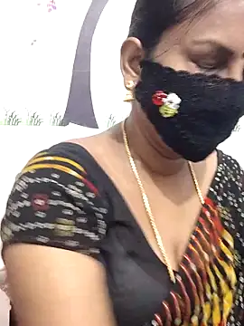 Snapshot of Tamil_Meera12 chatting on 05.16.26 Tamil Meera12 online show from 05.16.26