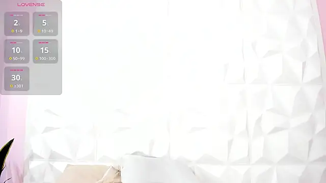 Snapshot of Lia_Guzman chatting on 03.14.25 Lia Guzman online show from 03.14.25