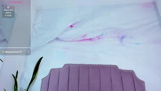 Snapshot of Lia_Guzman chatting on 09.21.25 Lia Guzman online show from 09.21.25