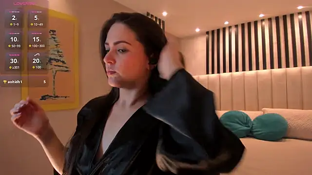 BeccaBaxter online show from 02.20.25