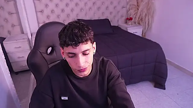 JhoanLeandro online show from 04.19.26