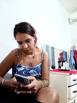 Snapshot of Pantaneirasexy chatting on 04.07.26 Pantaneirasexy online show from 04.07.26