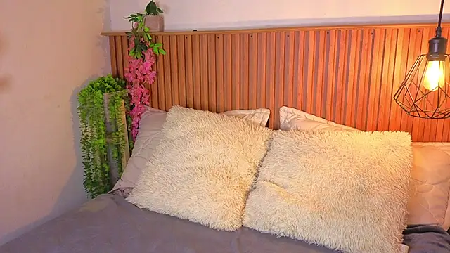 vicky bass online show from 09.21.25