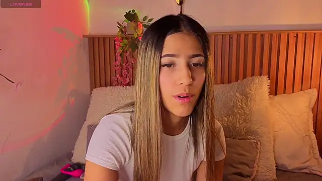 vicky bass online show from 10.08.25