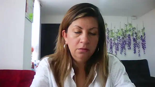 xxsexycutexxx online show from 10.15.25