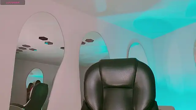 Snapshot of AmaiaHaywood chatting on 11.07.25 AmaiaHaywood online show from 11.07.25