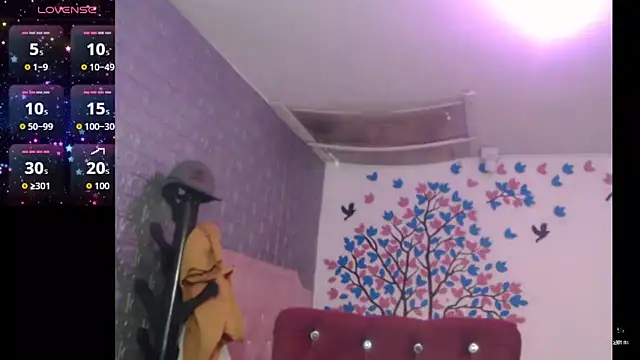 Snapshot of AngelaTurizo chatting on 09.27.25 AngelaTurizo online show from 09.27.25