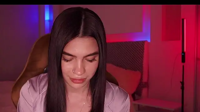 Snapshot of _BbFreya chatting on 02.02.25 BbFreya online show from 02.02.25