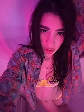 Snapshot of _BbFreya chatting on 02.07.25 BbFreya online show from 02.07.25