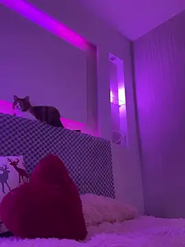 Snapshot of _BbFreya chatting on 02.15.25 BbFreya online show from 02.15.25