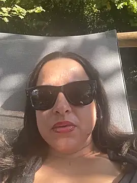 laarti online show from 10.08.25