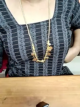 Tamil Radha online show from 10.16.25