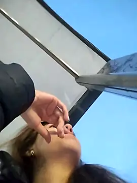 Andrea18 blonde online show from 02.28.25