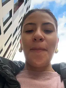 Andrea18 blonde online show from 03.22.25