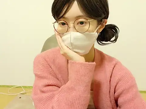 Snapshot of RIO_o0 chatting on 10.28.25 RIO o0 online show from 10.28.25