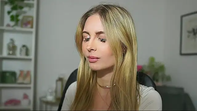 catecrago  online show from 03.08.25