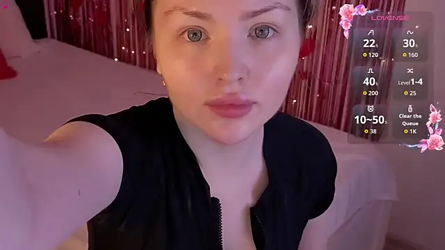 Lora Rosee online show from 04.09.26