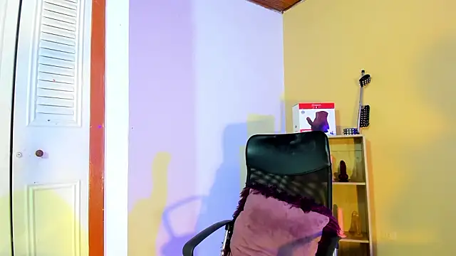 Violetta 0 online show from 01.19.26