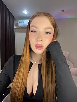 JessRoal online show from 03.17.25