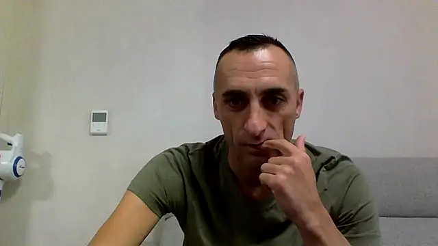 ANGELSANTAMARIA- online show from 10.04.25