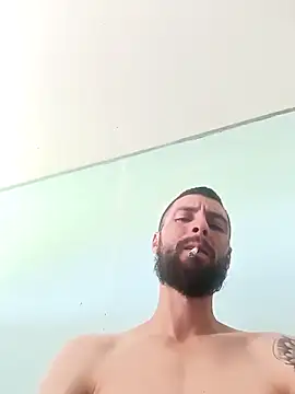 Snapshot of Dracoandr chatting on 10.06.25 Dracoandr online show from 10.06.25