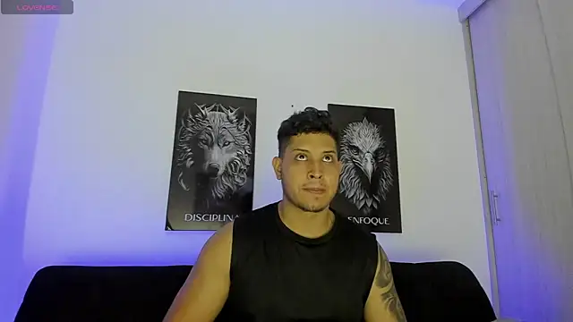 JohanSmith online show from 10.31.25