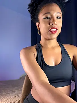 Snapshot of kiryB chatting on 11.15.25 kiryB online show from 11.15.25