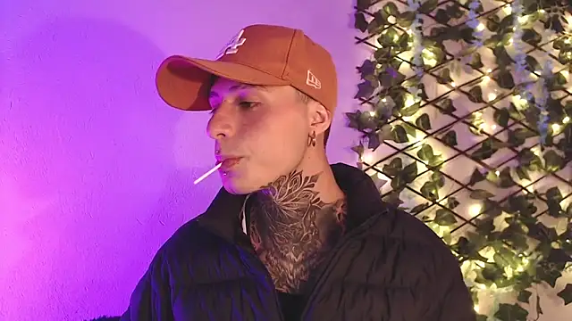 Snapshot of 7_Saturno_7 chatting on 02.06.25 7 Saturno 7 online show from 02.06.25