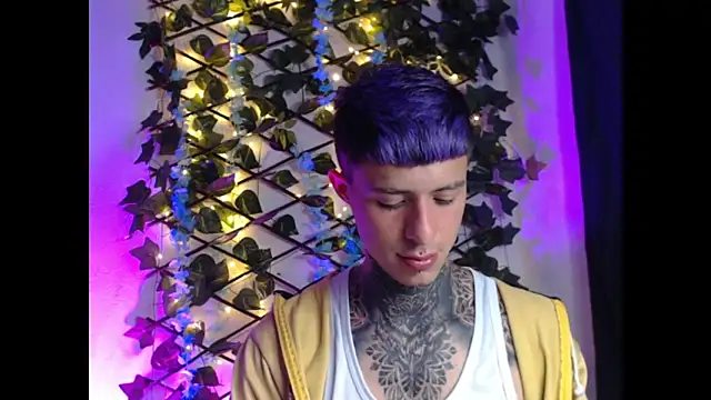 Snapshot of 7_Saturno_7 chatting on 02.07.25 7 Saturno 7 online show from 02.07.25