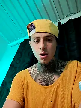 Snapshot of 7_Saturno_7 chatting on 02.08.25 7 Saturno 7 online show from 02.08.25