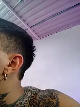 Snapshot of 7_Saturno_7 chatting on 02.08.25 7 Saturno 7 online show from 02.08.25