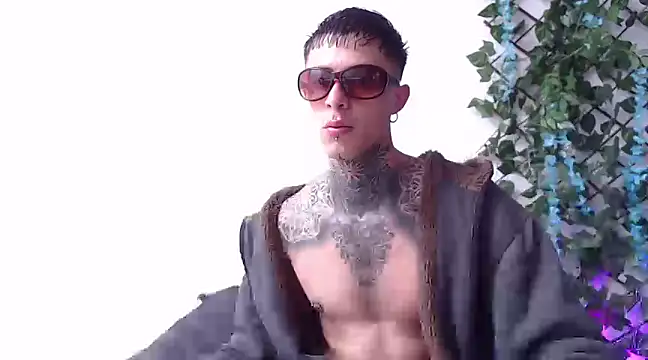 Snapshot of 7_Saturno_7 chatting on 02.18.25 7 Saturno 7 online show from 02.18.25